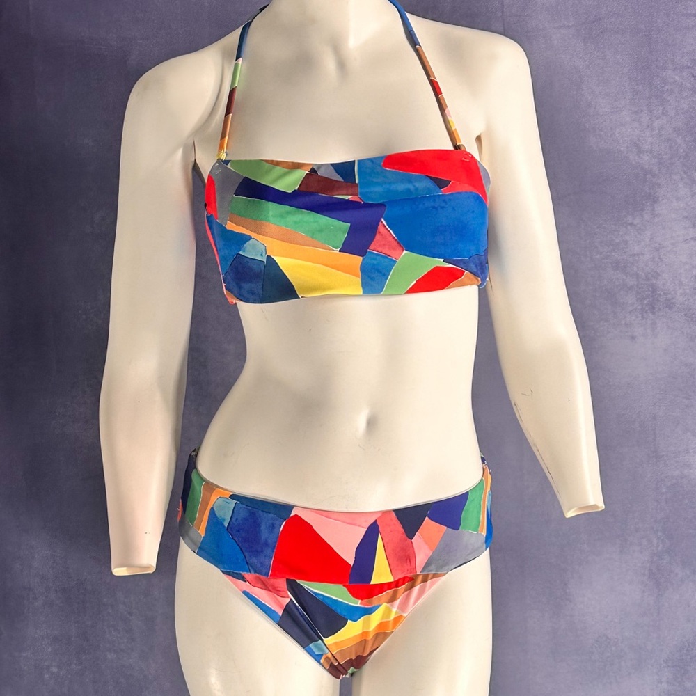 VENUS Colorful abstract bandeau bikini top and cheeky hip hugging bottom.